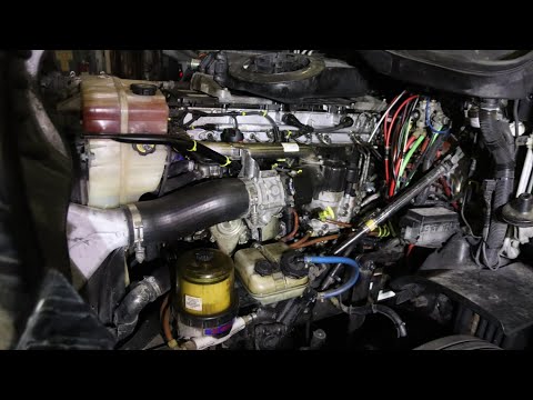 Freightliner cascadia DD15 engine overhaul cost evaluation after a major damage to rod bearings 4