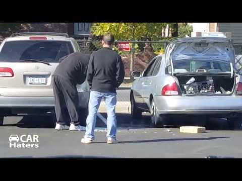 Mobile Auto Body Repair Men in Parking Lots. Car Hater Review Watch Out!