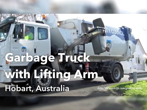 Garbage Truck with Lifting Arm