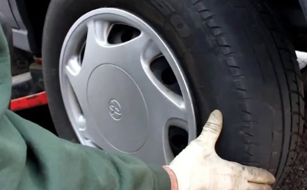 What Does A Flat Tire Sound Like