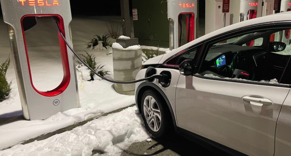 Can You Charge A Chevy Bolt At A Tesla Station