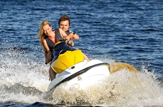 Is It Safe To Jet Ski While Pregnant