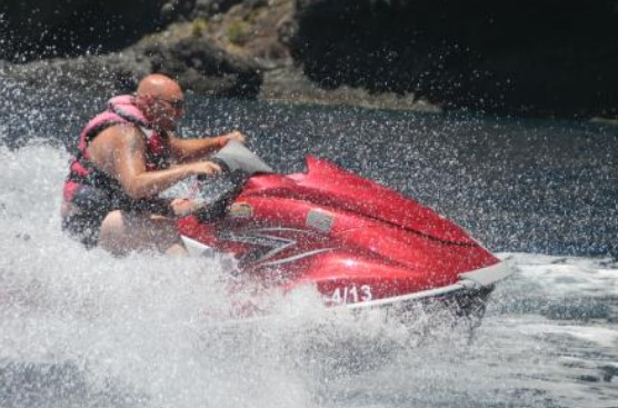 Things To Take Into Account Before Jet Skiing In Severe Weather