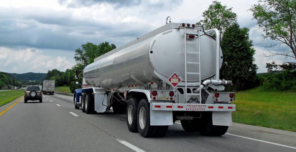 Advanced Considerations for Semi Truck Fuel Capacity