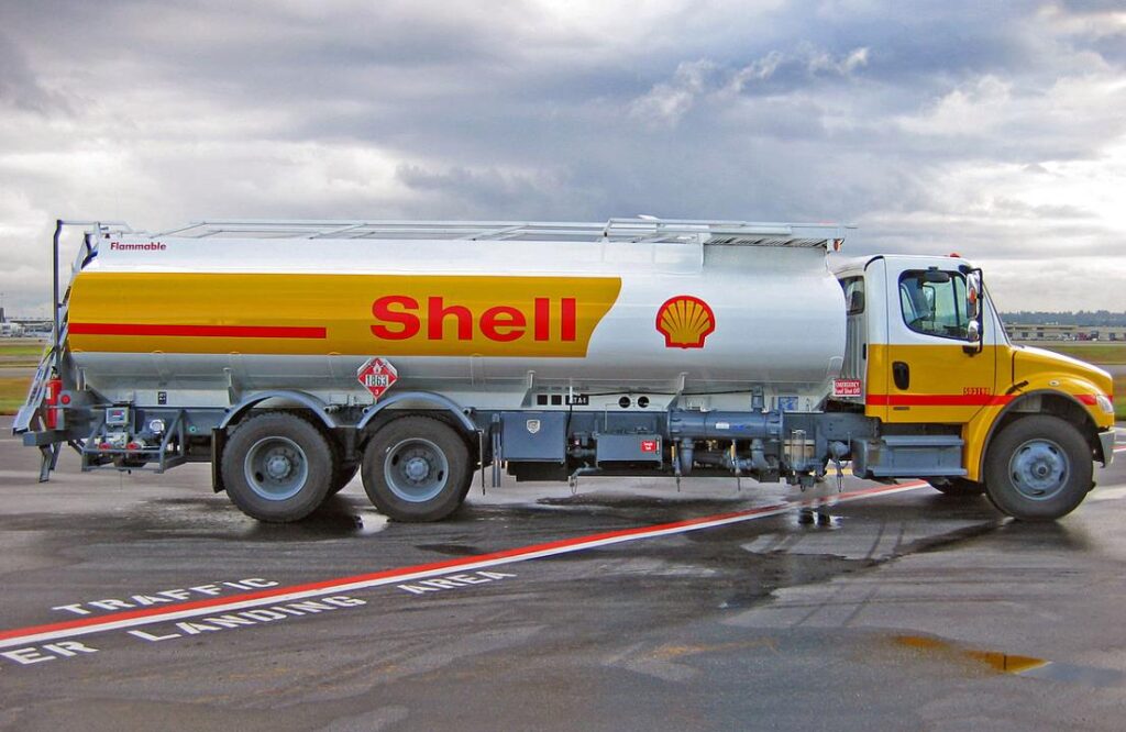 Types of Fuel Tanks in Semi-Trucks