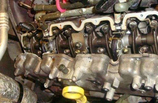 Will Diesel Engine Oil Damage A Petrol Engine? Expert Answer