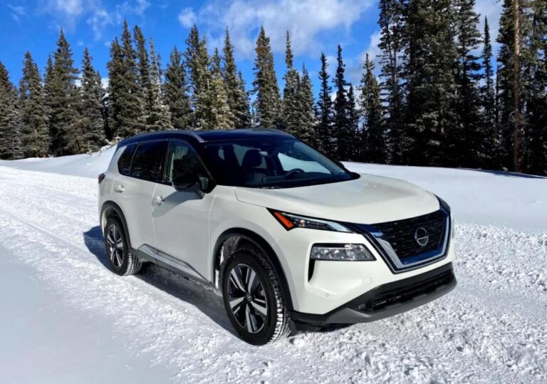 Are Nissan Rogues Good In Snow? Capabilities & Features