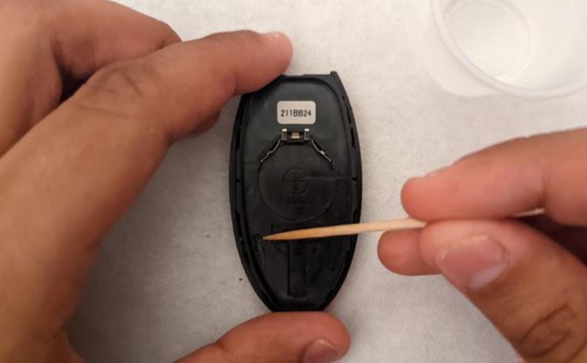 Can You Replace Nissan Key Fob Battery By Yourself