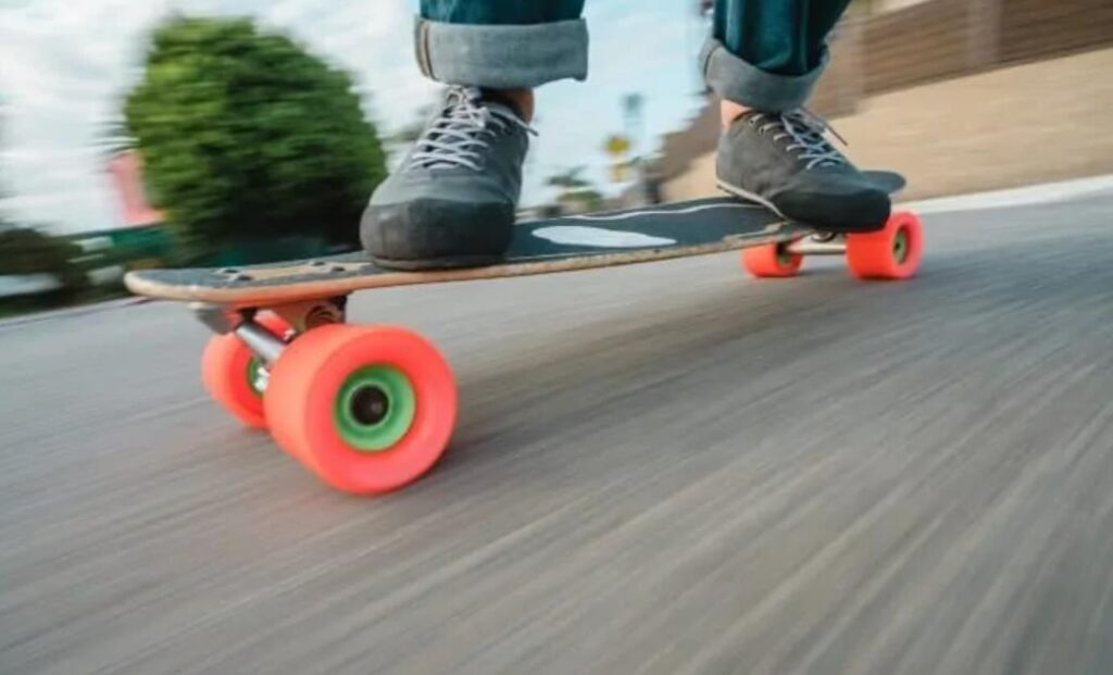 How Fast Does A Skateboard Go