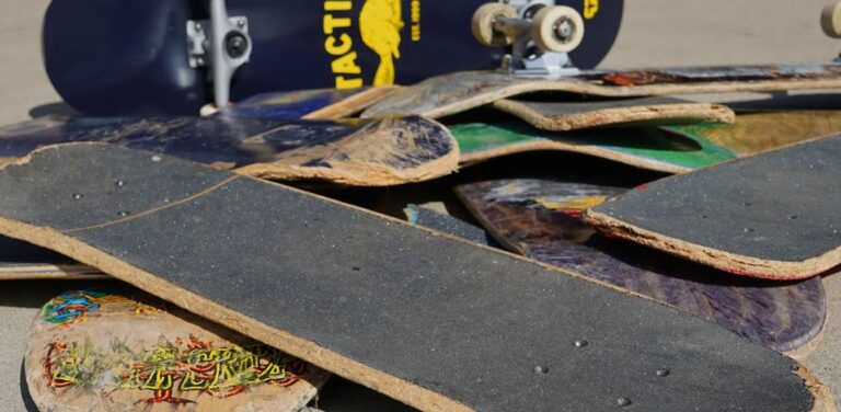 How Long Does A Skateboard Last? When Should I Replace It?