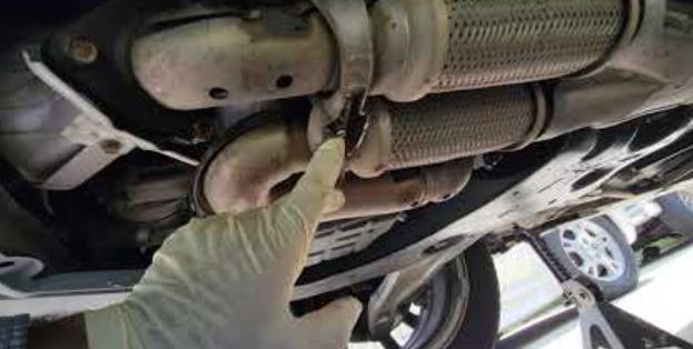 How Many Catalytic Converters Are On A 2005 Nissan Altima