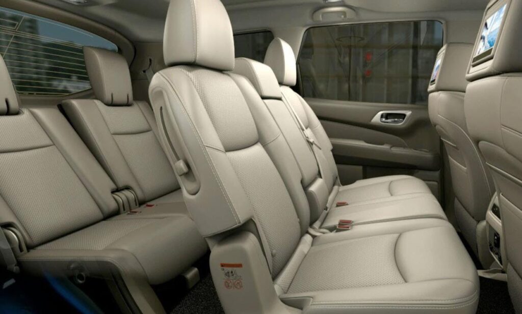 How Many Seats Does A Nissan Pathfinder Have