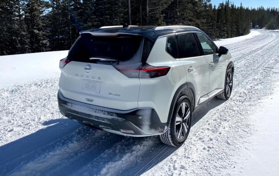 How To Activate The 2023 Nissan Rogue Snow Mode