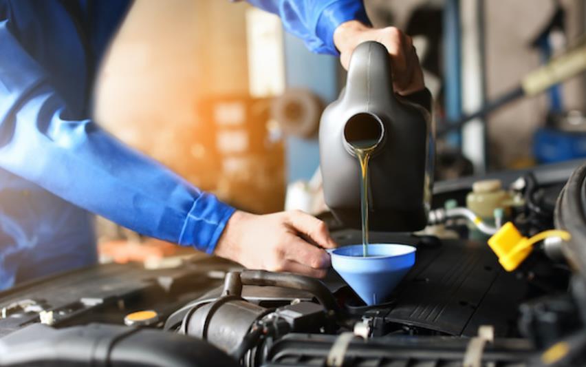 How to Find Out if Your Dealership Offers Free Oil Changes