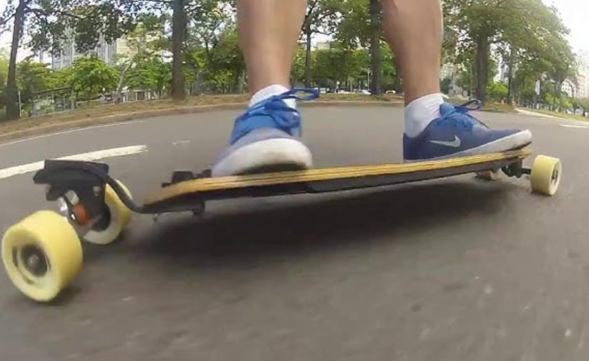 Longboard vs Skateboard Key Differences