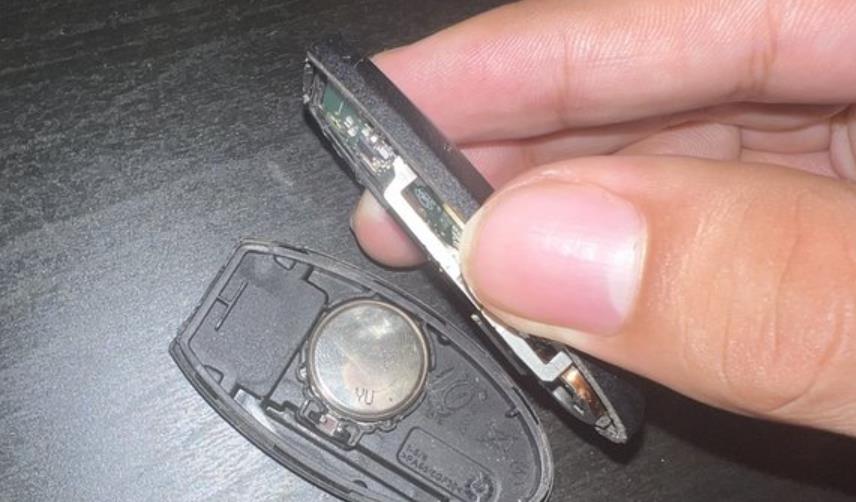What Battery Does A Nissan Key Fob Take