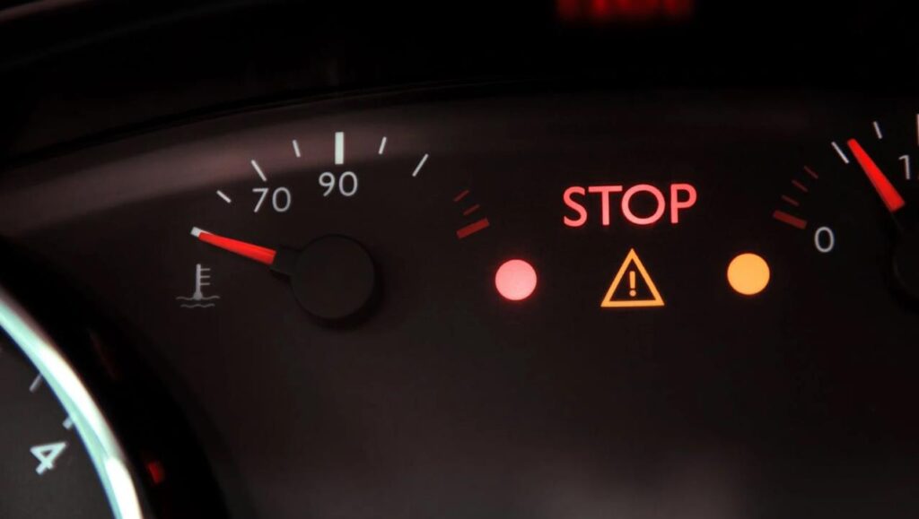 What Causes The Master Warning Light To Come On