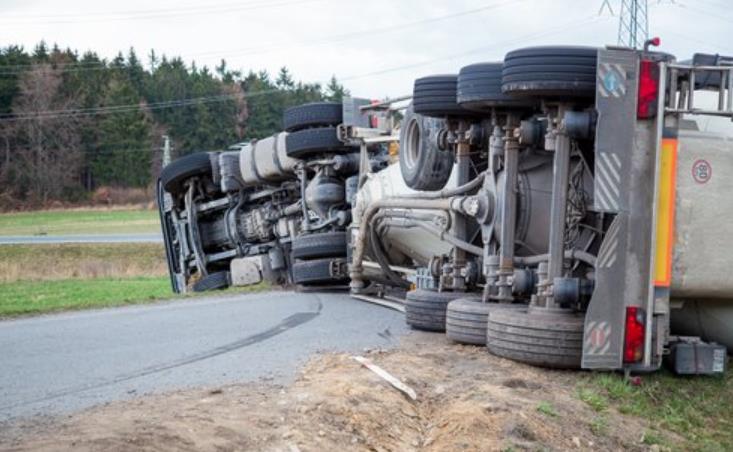 Why Are Trucking Accidents A Serious Issue