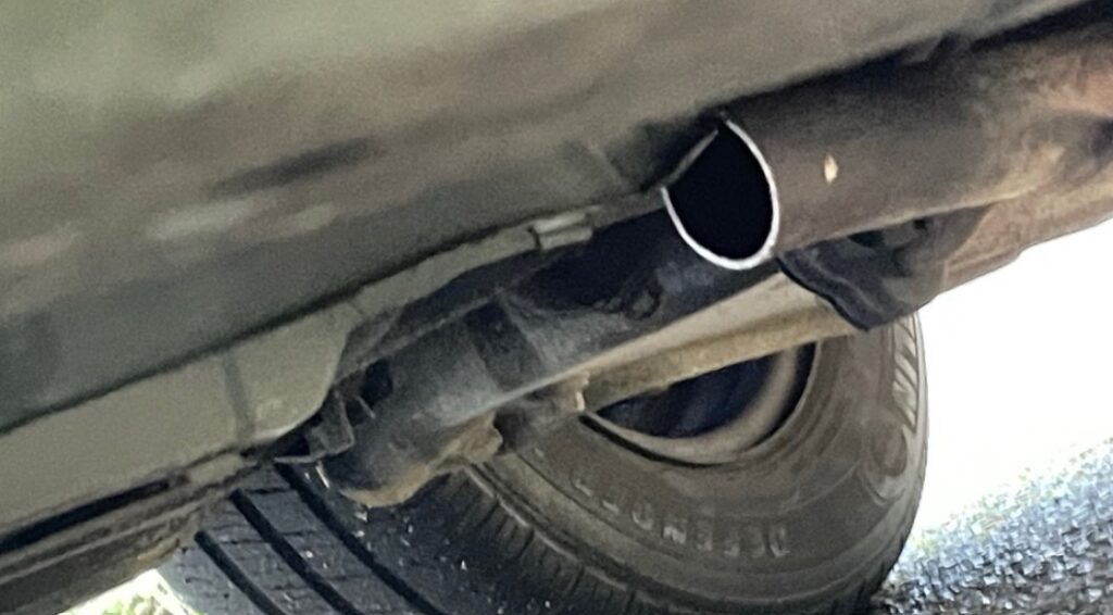 Does A Nissan Armada Have A Catalytic Converter