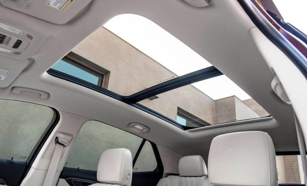 What's The Difference Between Sunroof And Moonroof