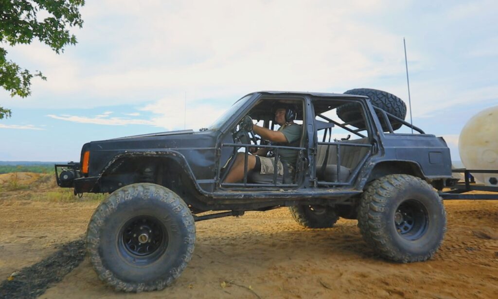 Are Contestants on Off-Road Reality Shows Provided With Mechanical Support