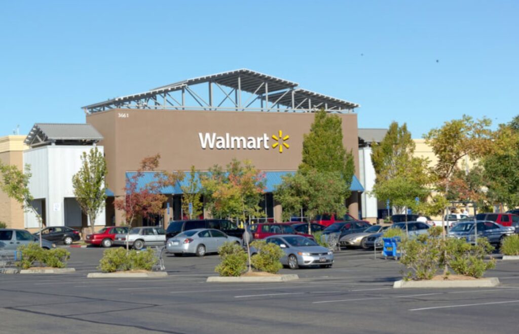 Does Walmart Trucking Hire Felons