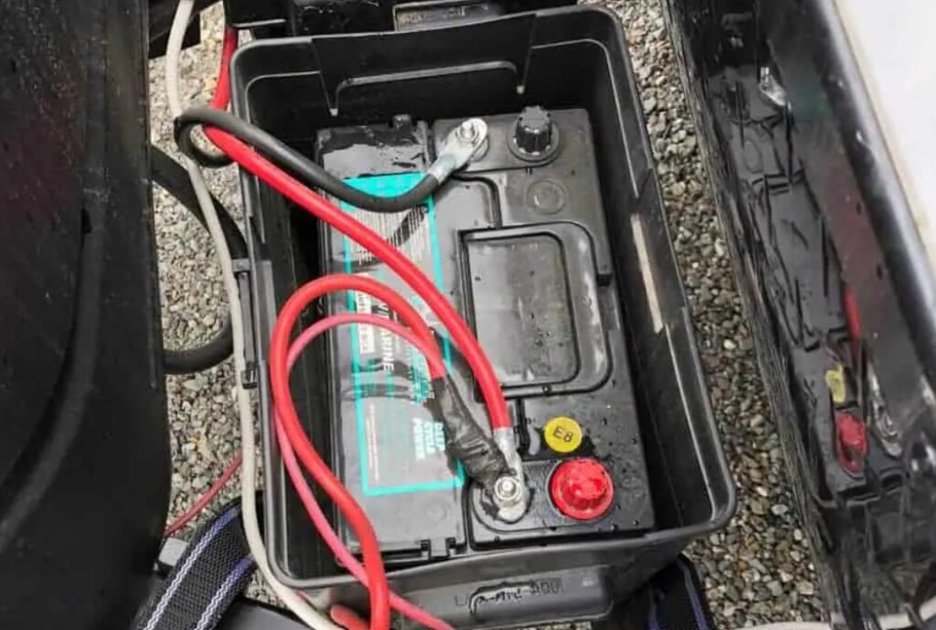 How Do You Charge A Dead Trailer Battery