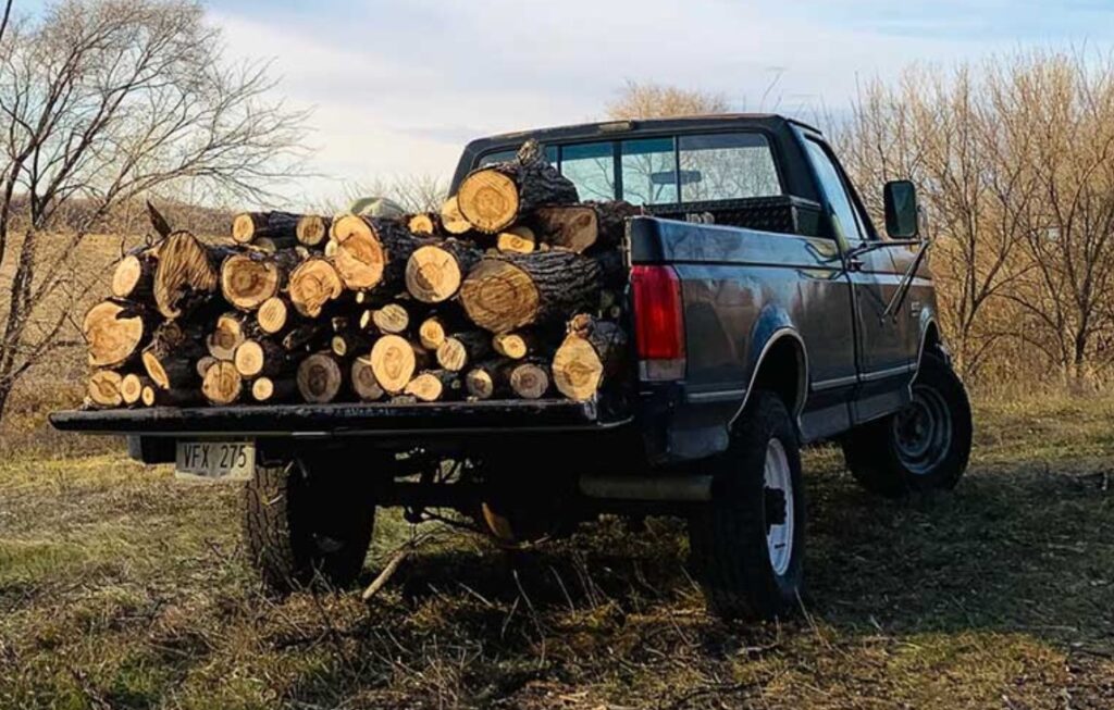 How Much Weight Can You Put In A Chevy 1500 Bed