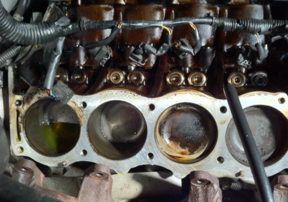 Signs of a Cracked Engine Block