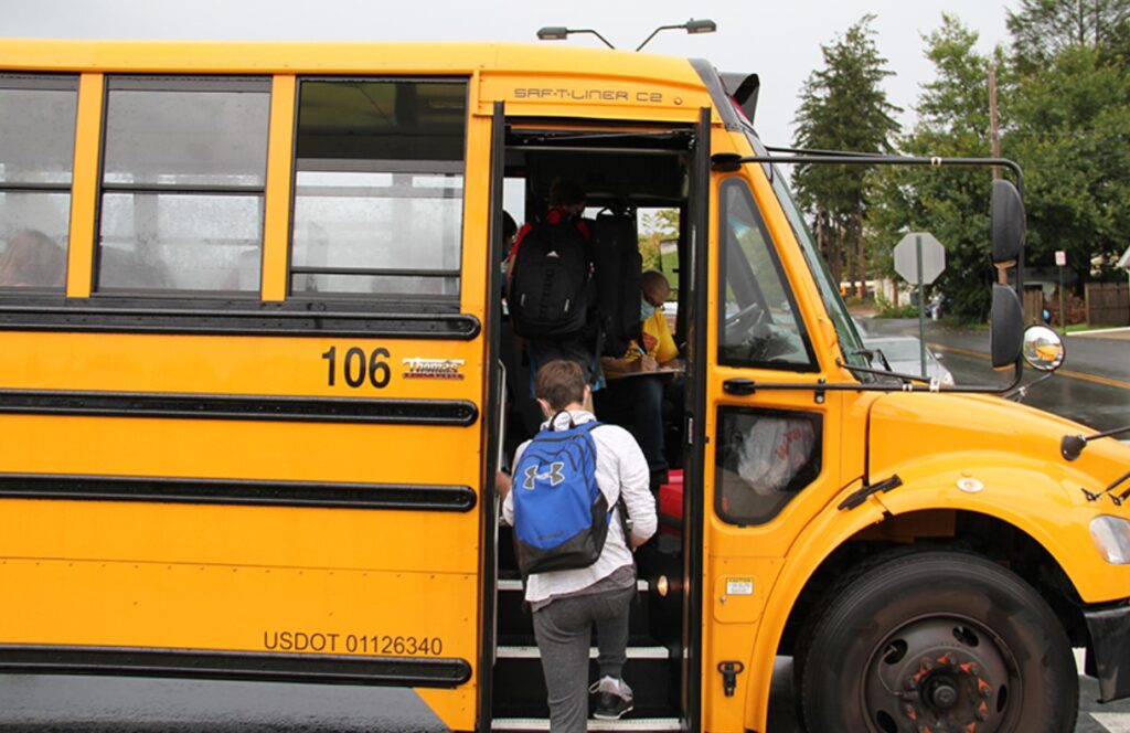 Can Bus Drivers Let People On For Free