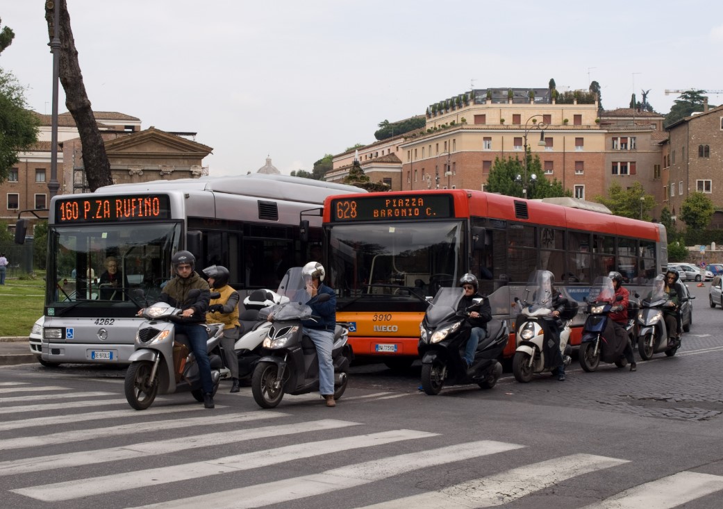 How To Take Bus In Italy? Everything You Need To Know