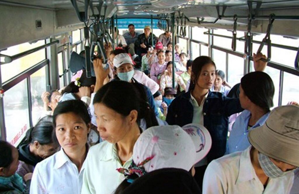 How Can Bystanders Intervene in Situations of Bus Harassment
