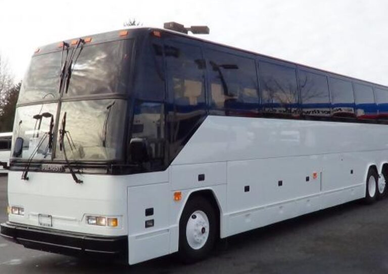How Much Does A Prevost Bus Weight? Answered