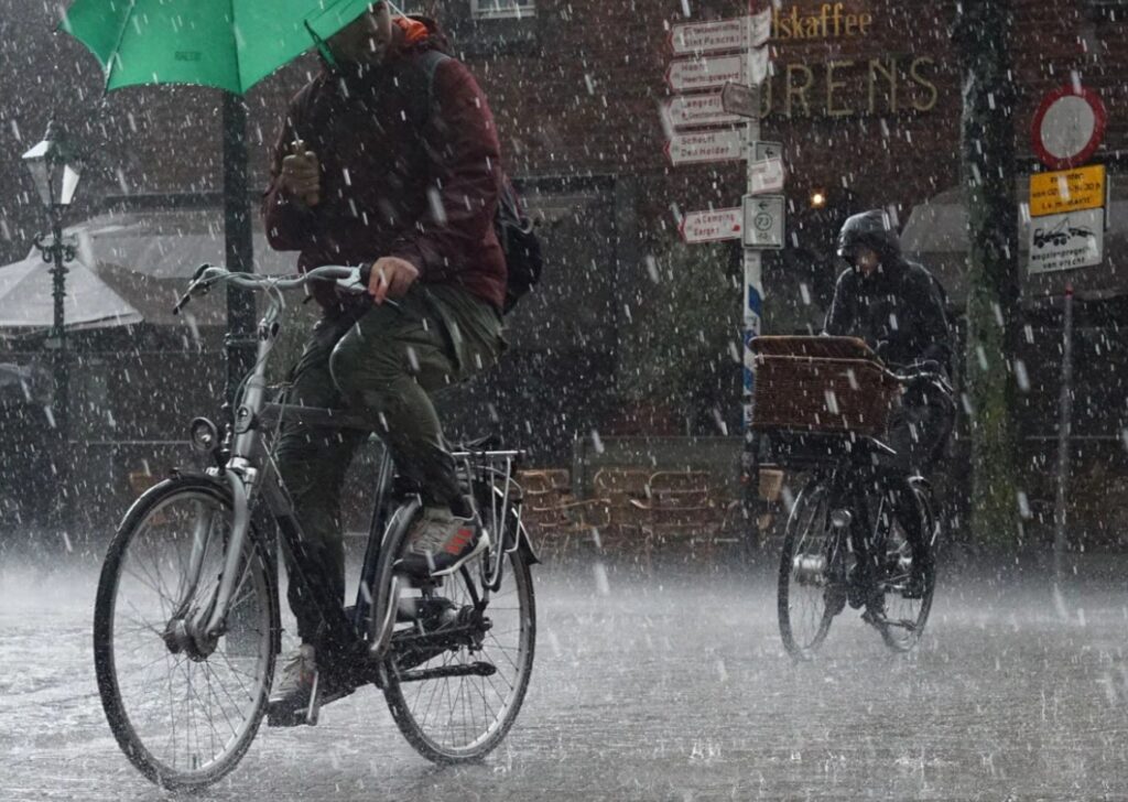 Can Electric Bikes Be Left In The Rain